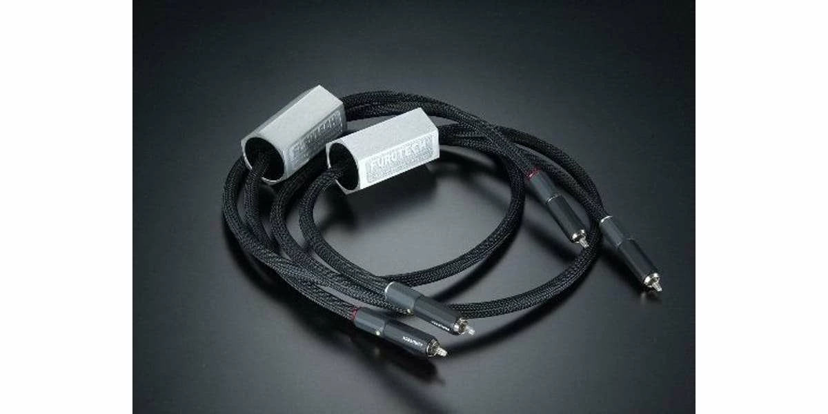 Connectiques Audio Furutech Audio Ref.iii (rca) 1,2m - La Paire 3 Connectiques Audio Furutech Audio Ref.iii (rca) 1,2m - La Paire