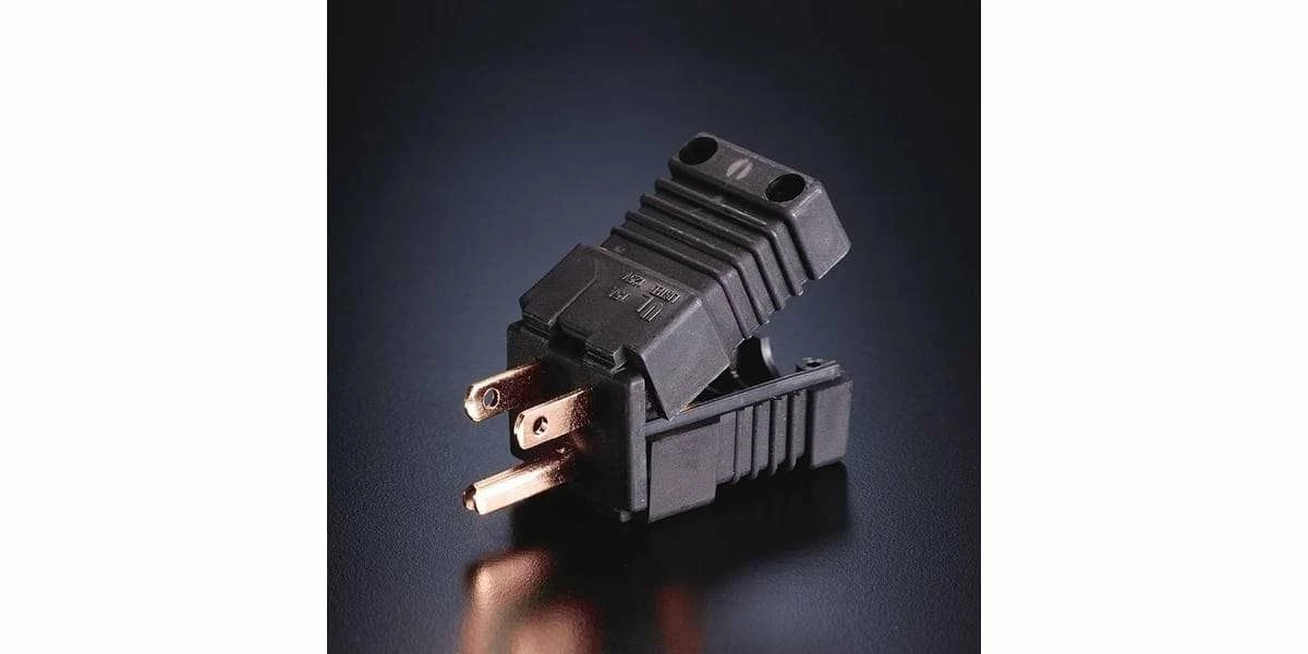 Connectiques électrique Furutech Fi-15me (cu) 3 Connectiques électrique Furutech Fi-15me (cu)